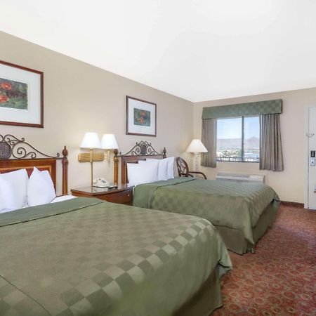 Days Inn By Wyndham Kingman East Kültér fotó