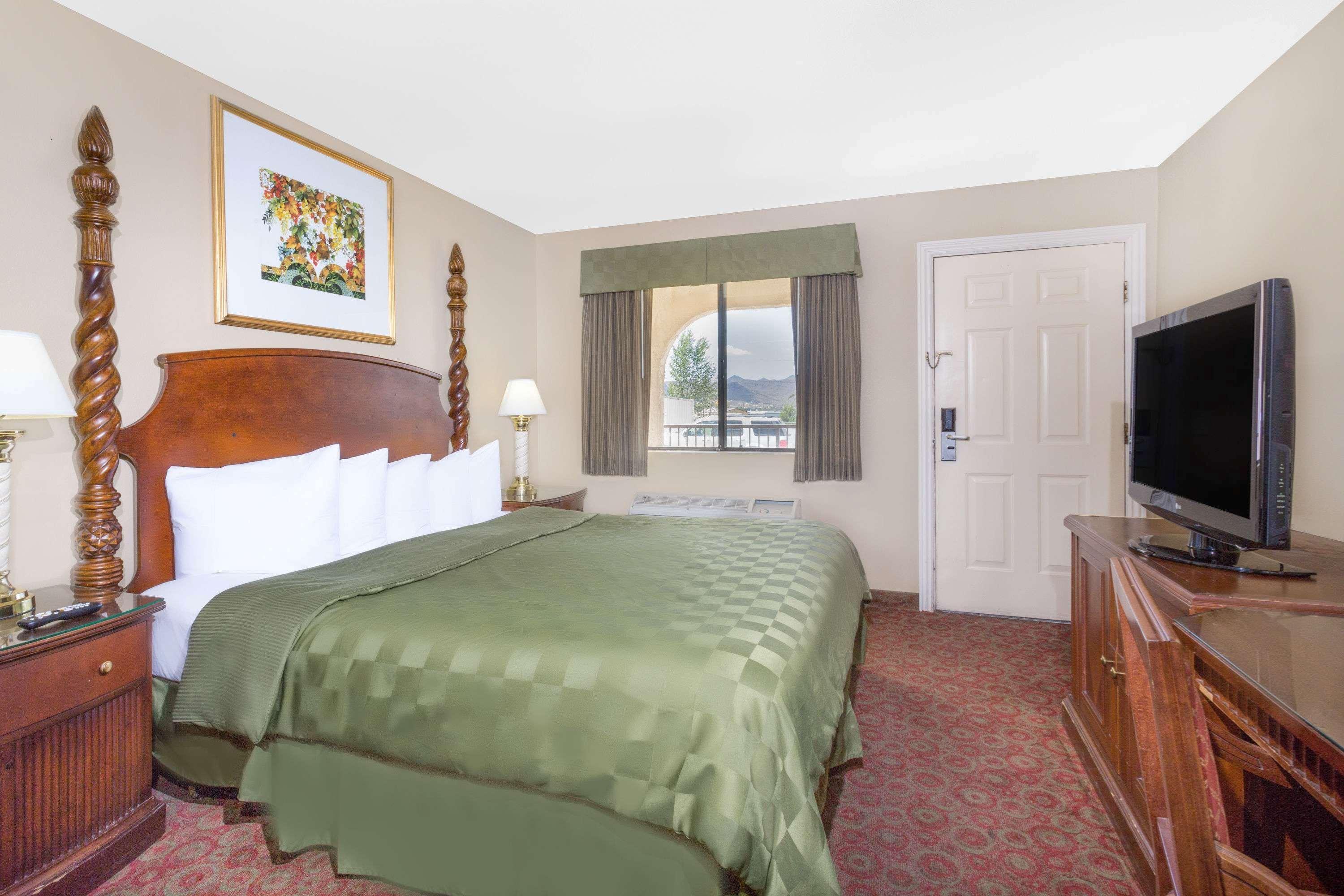 Days Inn By Wyndham Kingman East Kültér fotó